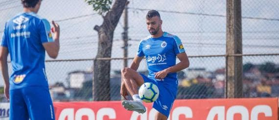 Fabrício Bruno acerta com Bragantino e Cruzeiro fatura R$ 2 milhões