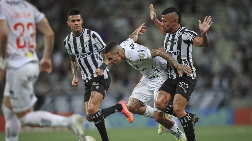 Atlético-MG fica no 0 a 0 com o Ceará no Castelão