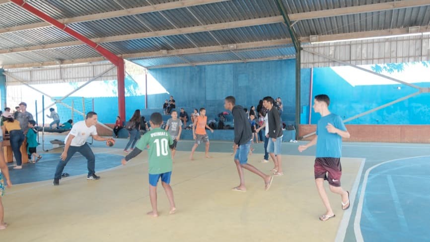 Projeto de handebol está com inscrições abertas em Santana do Paraíso