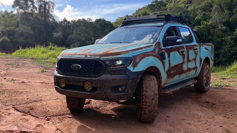 Ford anuncia parceria com a Deus Ex Machina e exibe Ranger customizada no Swank Rally