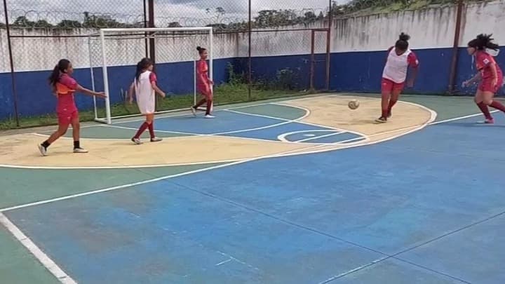 Projeto social alia esporte e inclusão social na vida de adolescentes em Santana do Paraíso