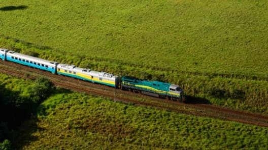 Trem de passageiros da Estrada de Ferro Vitória a Minas tem circulação suspensa novamente