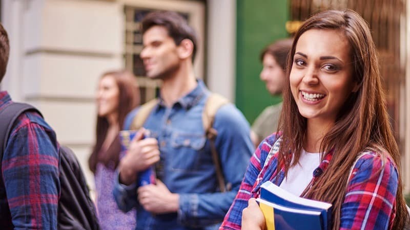 Santana do Paraíso oferece bolsas de 100% para cursos de graduação