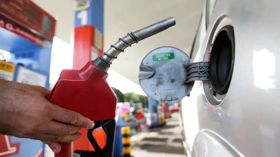 Petrobras aumenta preços da gasolina e gás de cozinha