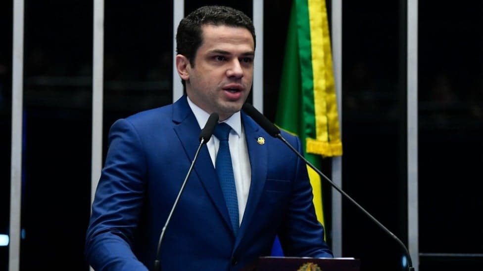 Castellar Neto toma posse como novo senador por Minas Gerais