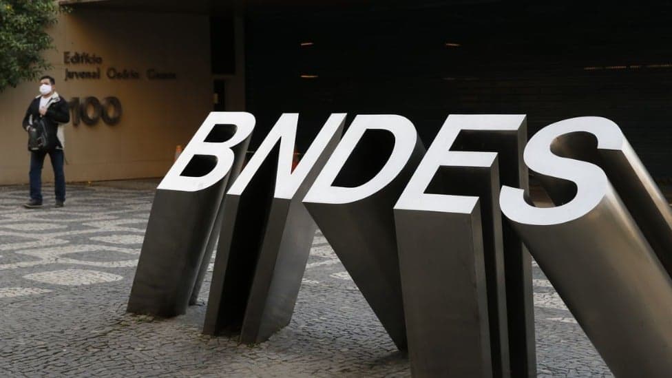 BNDES abre concurso após 12 anos com 150 vagas e salários de R$ 20,9 mil