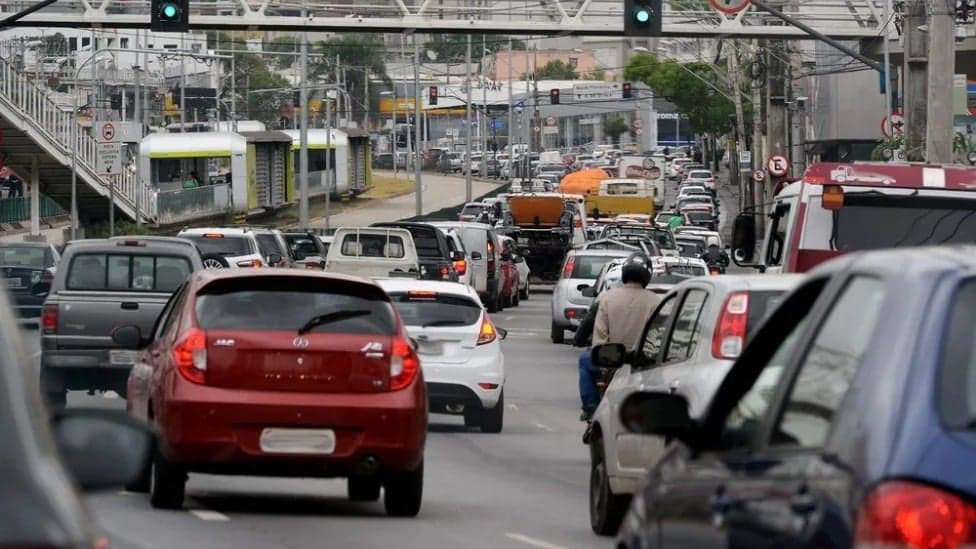 Minas Gerais começa a exigir CRLV 2024 a partir de setembro; veja prazos por placa