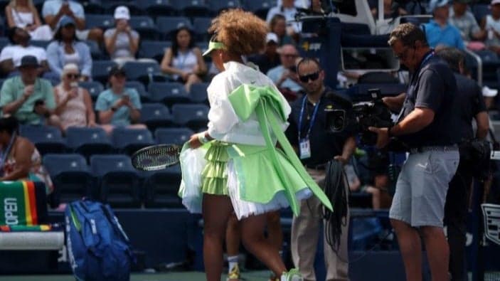 Naomi Osaka encanta com look inspirado em "Sailor Moon" no US Open