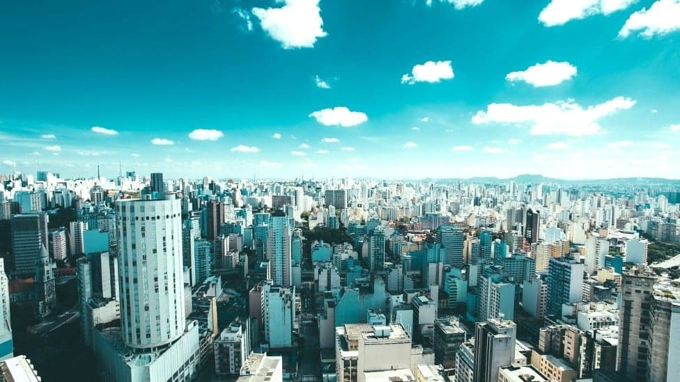 Belo Horizonte atrai turistas para viagens curtas, segundo levantamento do Airbnb