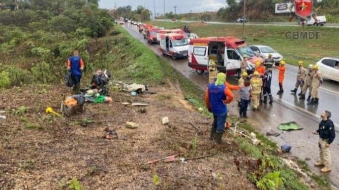 Sete trabalhadores são atropelados por caminhão na BR-070; motorista foge sem prestar socorro