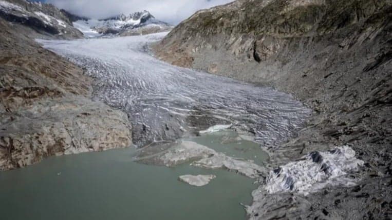 Suíça altera fronteira com a Itália devido ao impacto das mudanças climáticas