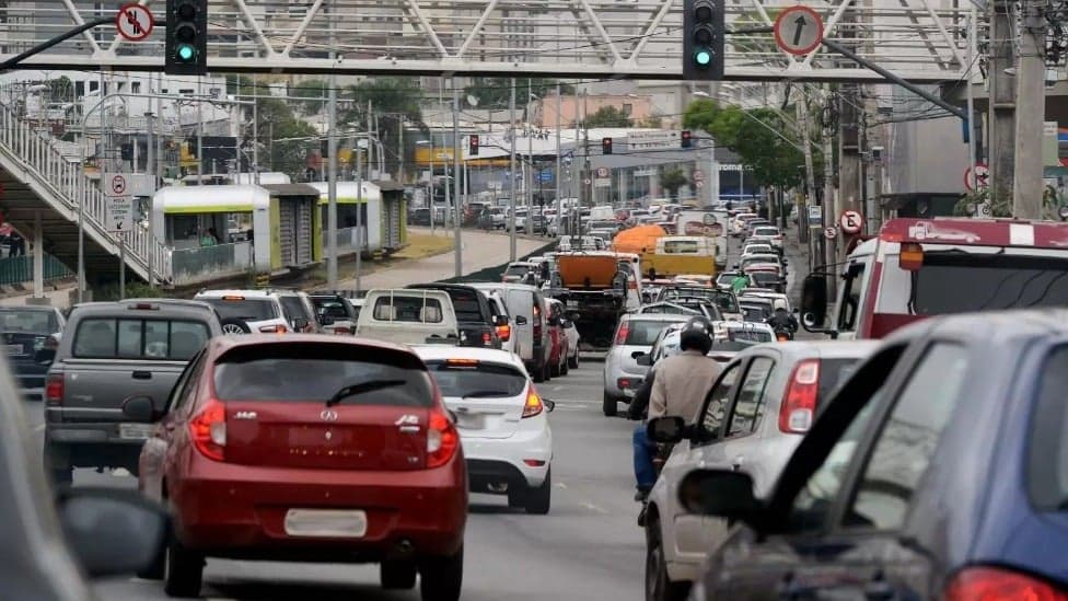 Governo de Minas Gerais começa a exigir CRLV de veículos com placas finais 7, 8, 9 e 0 nesta sexta-feira