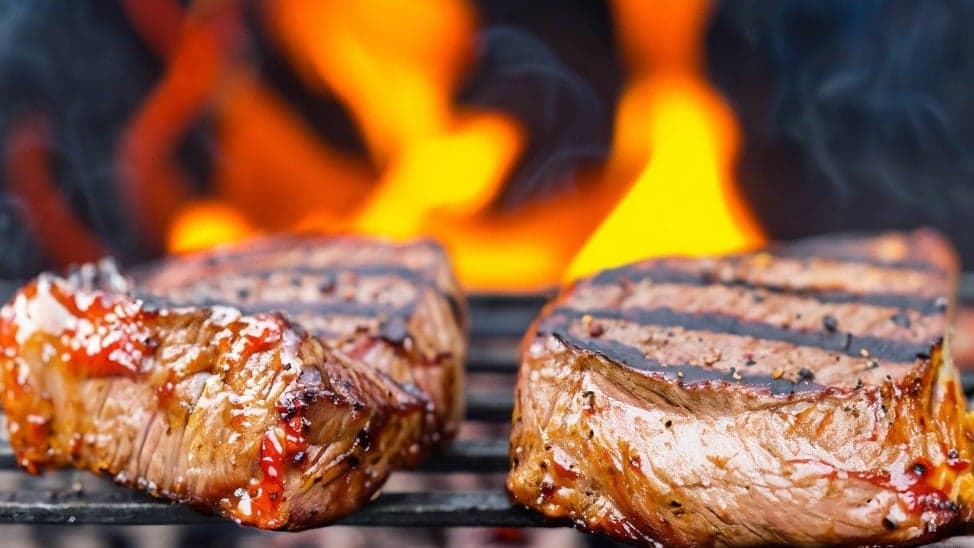 Seca e queimadas elevam preços da carne no brasil até o fim do ano