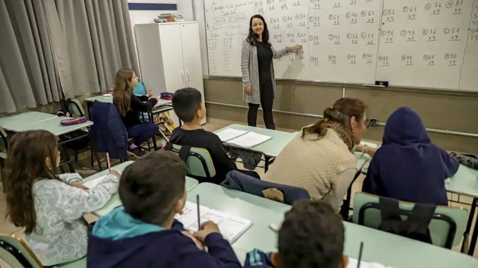 Pé-de-Meia: pagamento a estudantes começa nesta segunda-feira