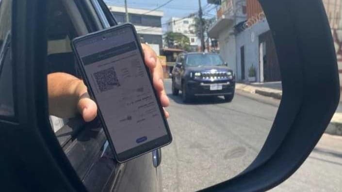 Começa a exigência do crlv 2024 para carros com placas finais 4, 5 e 6