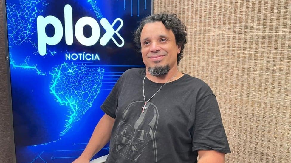 Cantor Leandro Cortezão lança álbum inspirado em aves noturnas com show gratuito