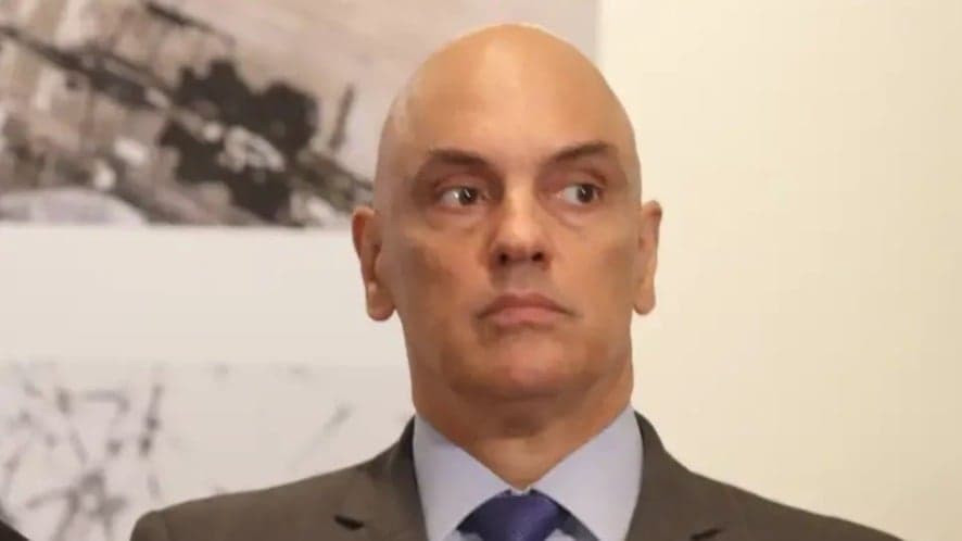 Bolsonaro reforça pedido para afastar Alexandre de Moraes de investigações