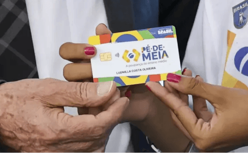 Pagamento do Pé-de-Meia começa nesta segunda com depósitos para matriculados em 2025