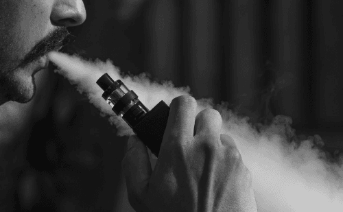 Vape pode causar danos graves à circulação e levar até à amputação, aponta pesquisa