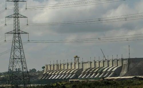 Governo quer zerar conta de luz para 16 milhões de brasileiros