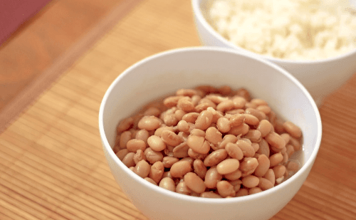 Menos arroz e feijão, mais ultraprocessados: risco à saúde aumenta