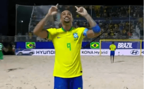 Brasil avança com goleada sobre Espanha e pega Portugal na semifinal da Copa de Futebol de Areia