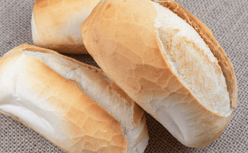 Suspeito tenta envenenar amigo com pão e os dois acabam presos