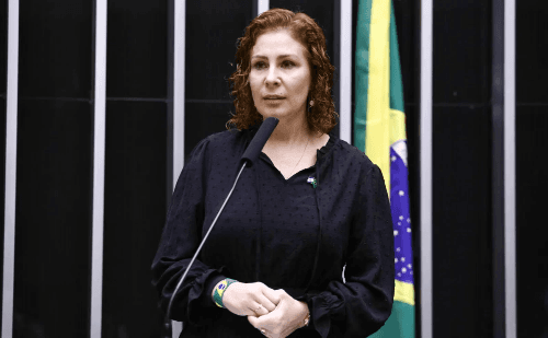 Zambelli pode perder mandato após voto de Moraes por prisão de 10 anos
