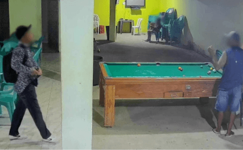 Suspeito se passa por policial e mata homem a tiros em bar no Leste de Minas