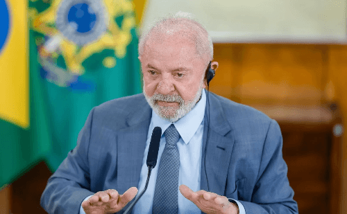Lula critica pressa em apurar fraudes no INSS: 'Nada de pirotecnia'