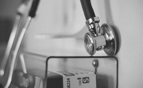 Justiça brasileira reconhece testamento feito em hospital como válido