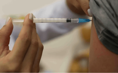Minas registra baixa vacinação e mais de 400 mortes por gripe