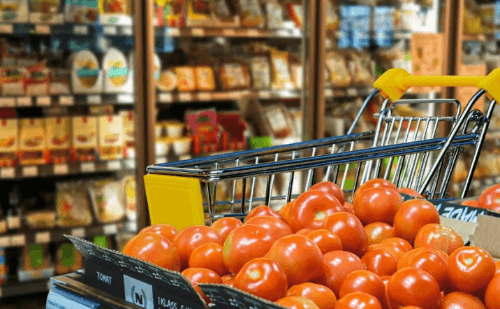 Sem preencher vagas, supermercados de BH avaliam contrato por hora