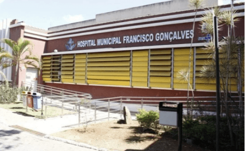 Corpo de jovem é deixado por desconhecidos em hospital de Pedro Leopoldo
