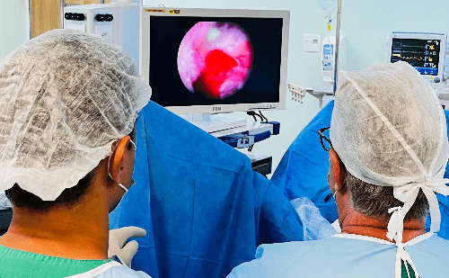 Hospital da Unimed Vale do Aço realiza cirurgia inédita com laser para tratar próstata