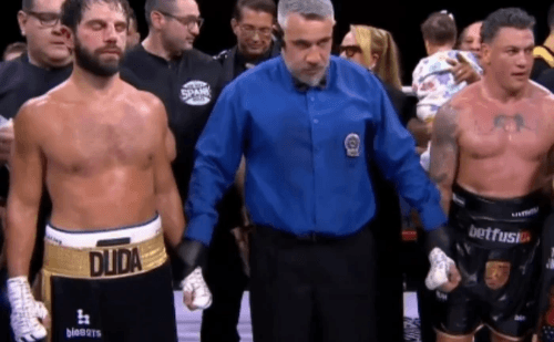 Duda Nagle resiste, mas Popó vence luta com cinco quedas no Fight Music Show