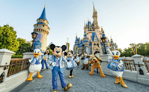 Decisão dos EUA pode levar à demissão de imigrantes na Disney