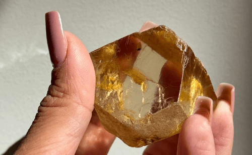 Brasil registra achado de diamante de 647 quilates em MG