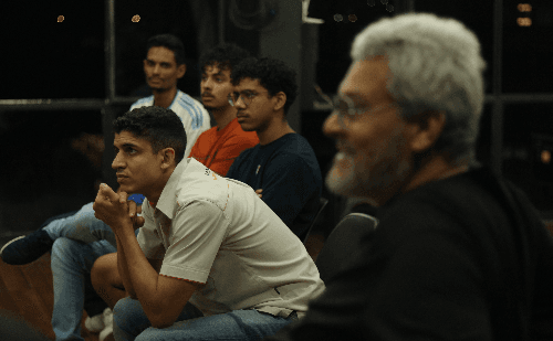 Projeto Seminaluz promove curso técnico gratuito em iluminação cênica em Ipatinga