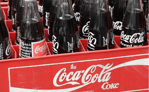 Fábrica da Coca-Cola tem produção interrompida por etanol em refrigerantes