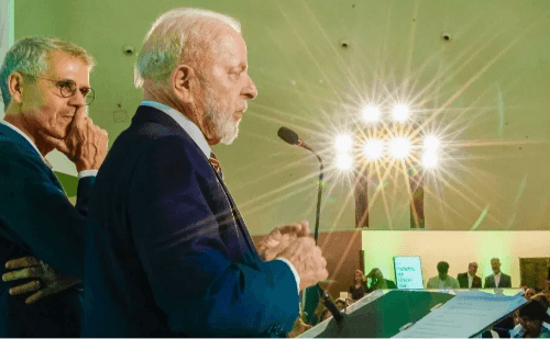 Brasileiros rejeitam reeleição de Lula em 2026, aponta levantamento