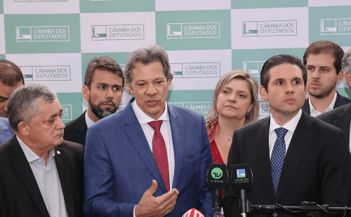 Haddad propõe medidas para evitar aumento do IOF e equilibrar orçamento