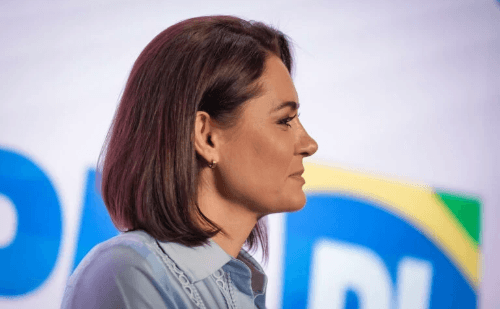 Michelle Bolsonaro assume liderança no DF para o Senado em 2026