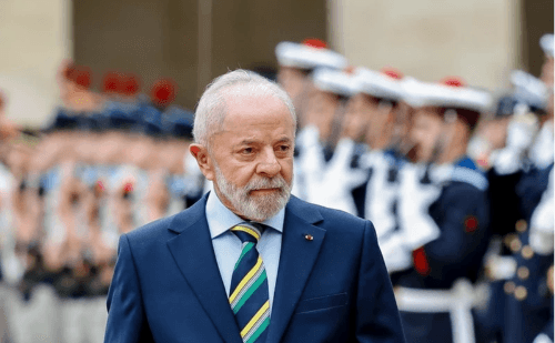 Jornal aponta declínio de Lula e critica sua tentativa de reeleição