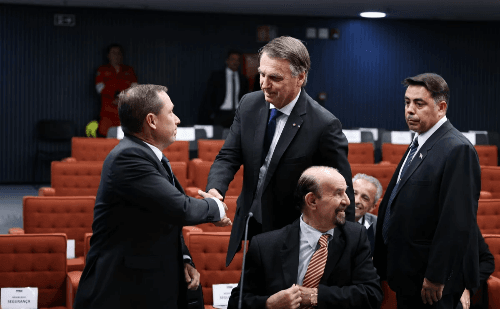 Após delação, Bolsonaro encontra Mauro Cid no STF