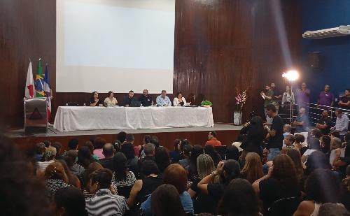 Audiência em Timóteo debate municipalização de escolas estaduais