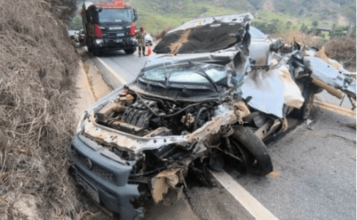 Motorista morre em grave acidente na MGC-381, perto de Governador Valadares