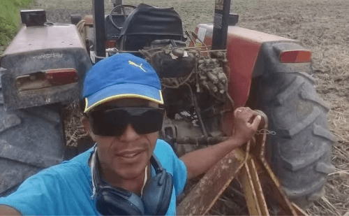 Homem morre em colisão entre picapes na BR-116, em Teófilo Otoni