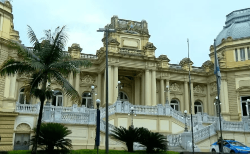 Governo do RJ oferecerá cerimônia de casamento gratuita a casais vulneráveis
