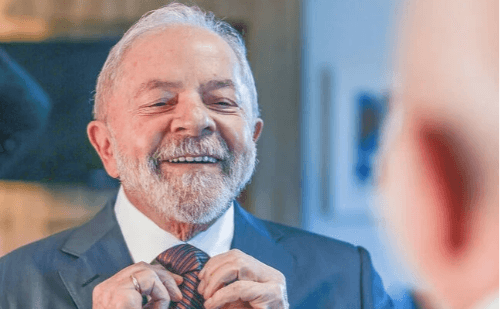 Lula diz que não foi eleito para beneficiar ricos e cobra igualdade
